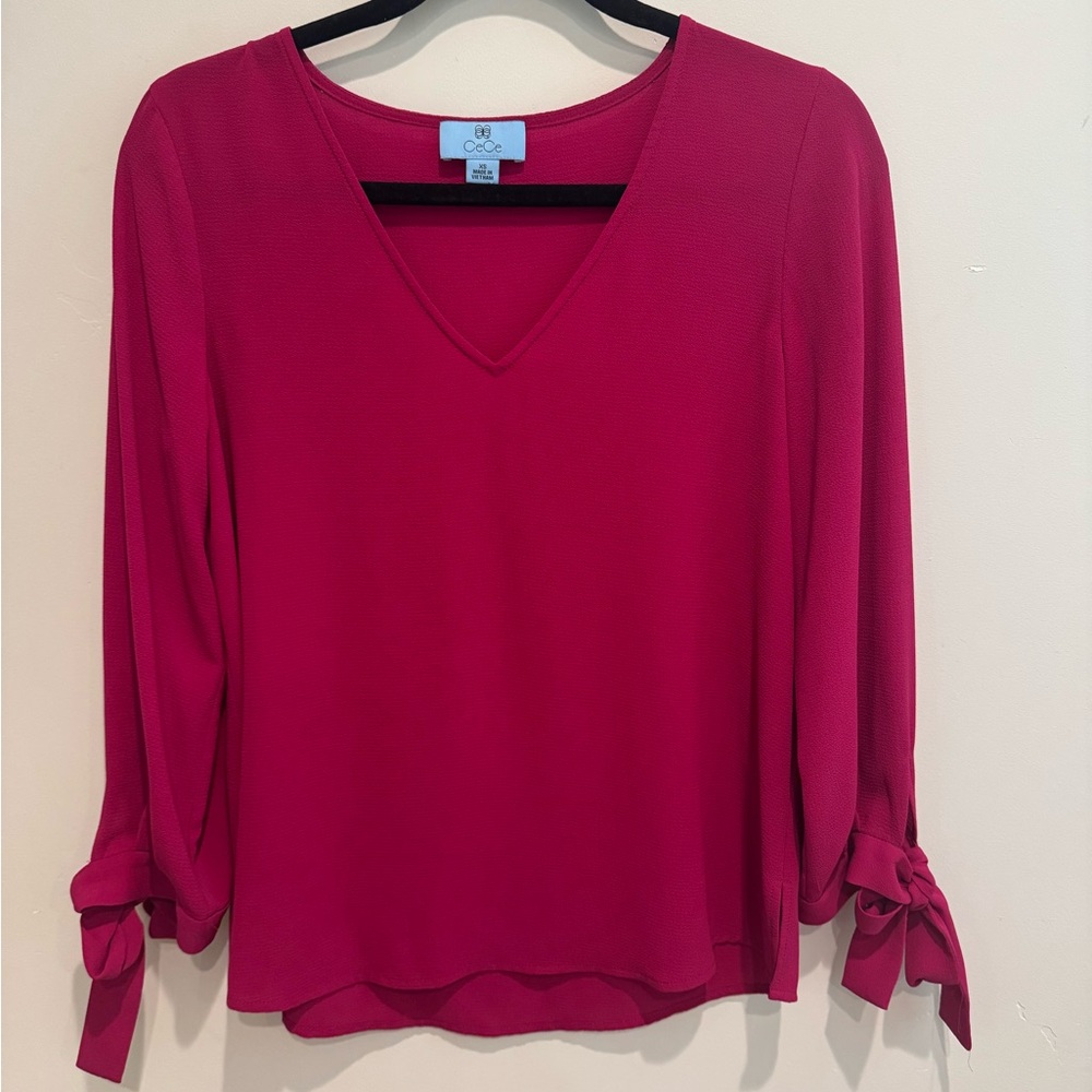 Cece Women's Rasberry V-Neck Long Sleeve Top